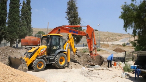עבודות ביוב בתיכון עמק חרוד (2).jpg